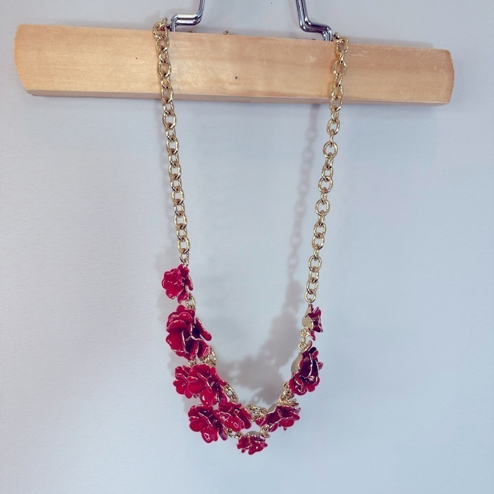 Talbots Bib Statement Bouquet Flower FloralRuby Red Gold Tone Metal 10 inches